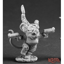 Lara Kraft, Mousling Adventuress DARK HEAVEN LEGENDS MOUSLINGS REAPER MINIATURES